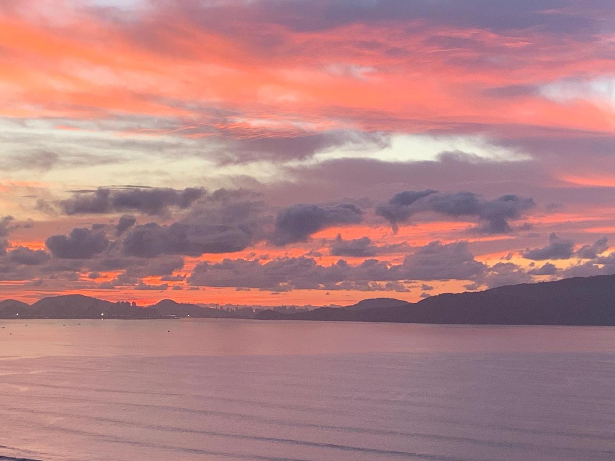 Apartamento Apto Antigo Frente Mar Para Alugar São Vicente Exterior foto